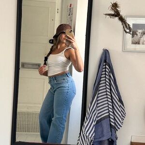 Abercrombie Curve Love 90s relaxed jean